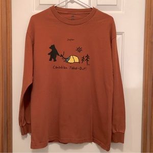 Men’s size Large long-sleeved cotton graphic shirt by GGS 🌻